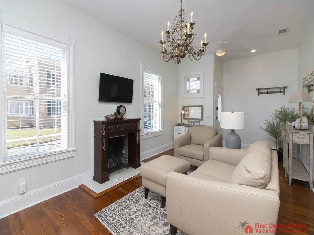 50 St. Francis Street - Living Room