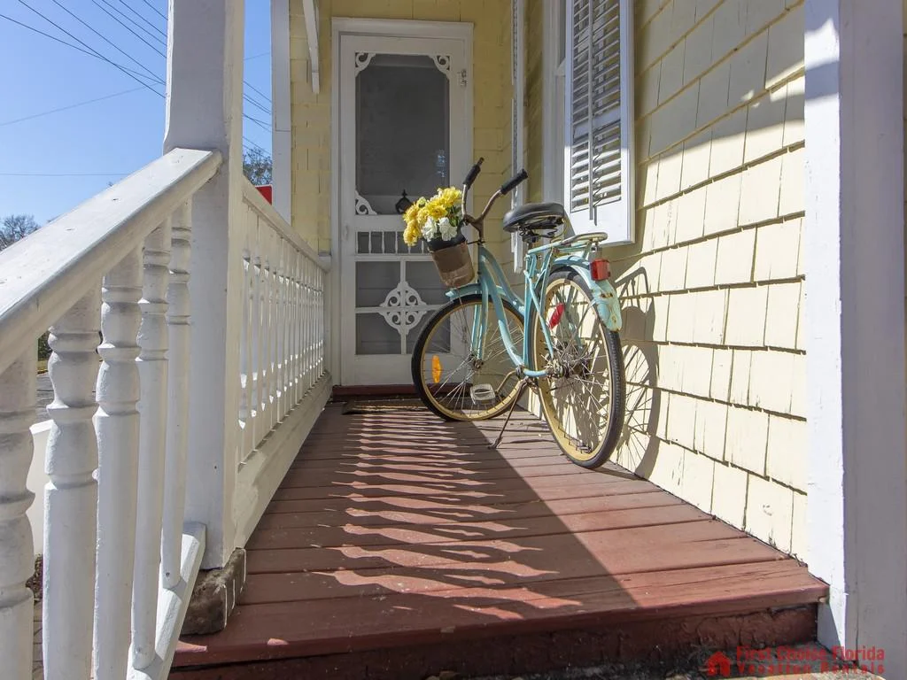 50 St. Francis Street Front Porch