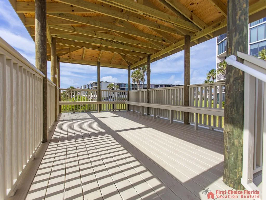 Anastasia Condo 702 Gazebo Seating