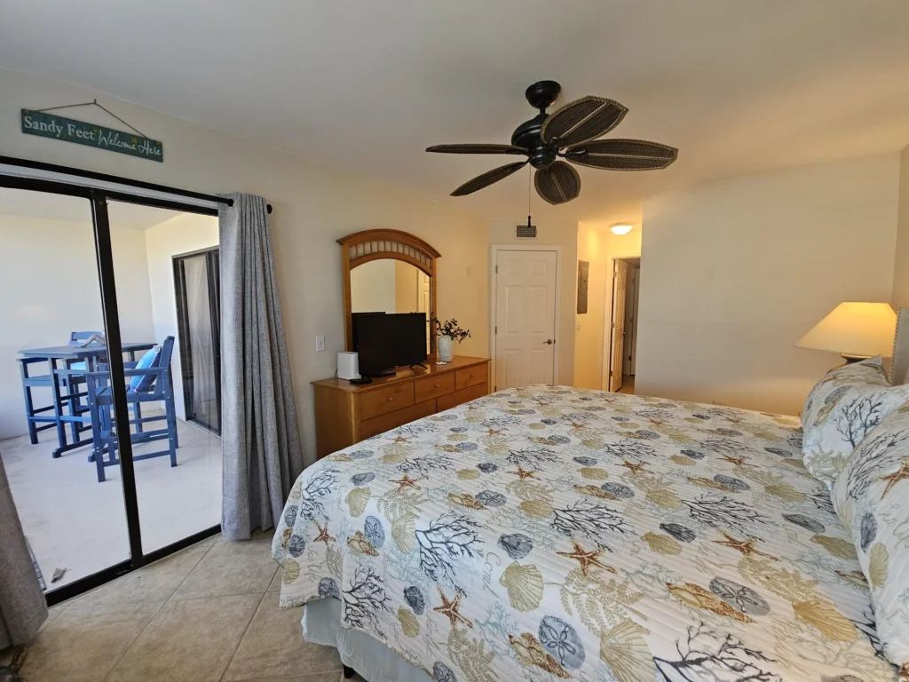 Bedroom leading to Screened in Veranda