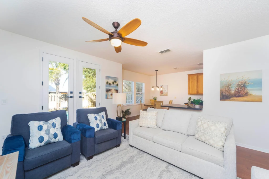 Living Room - Two Recliners