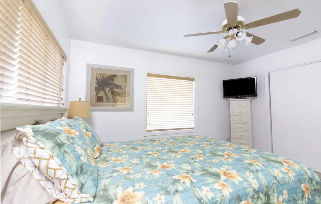 Master Bedroom - King Bed