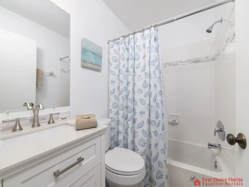 Sea Place 14245 - Guest Bathroom