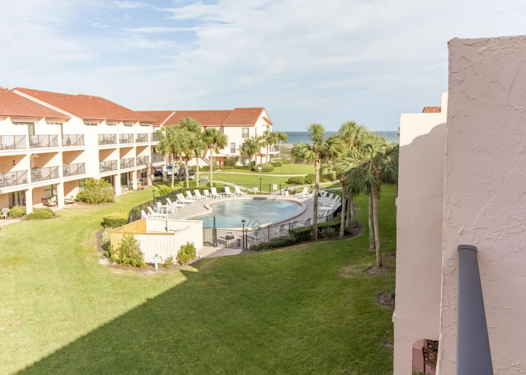 Sea Place 14245 - Grounds