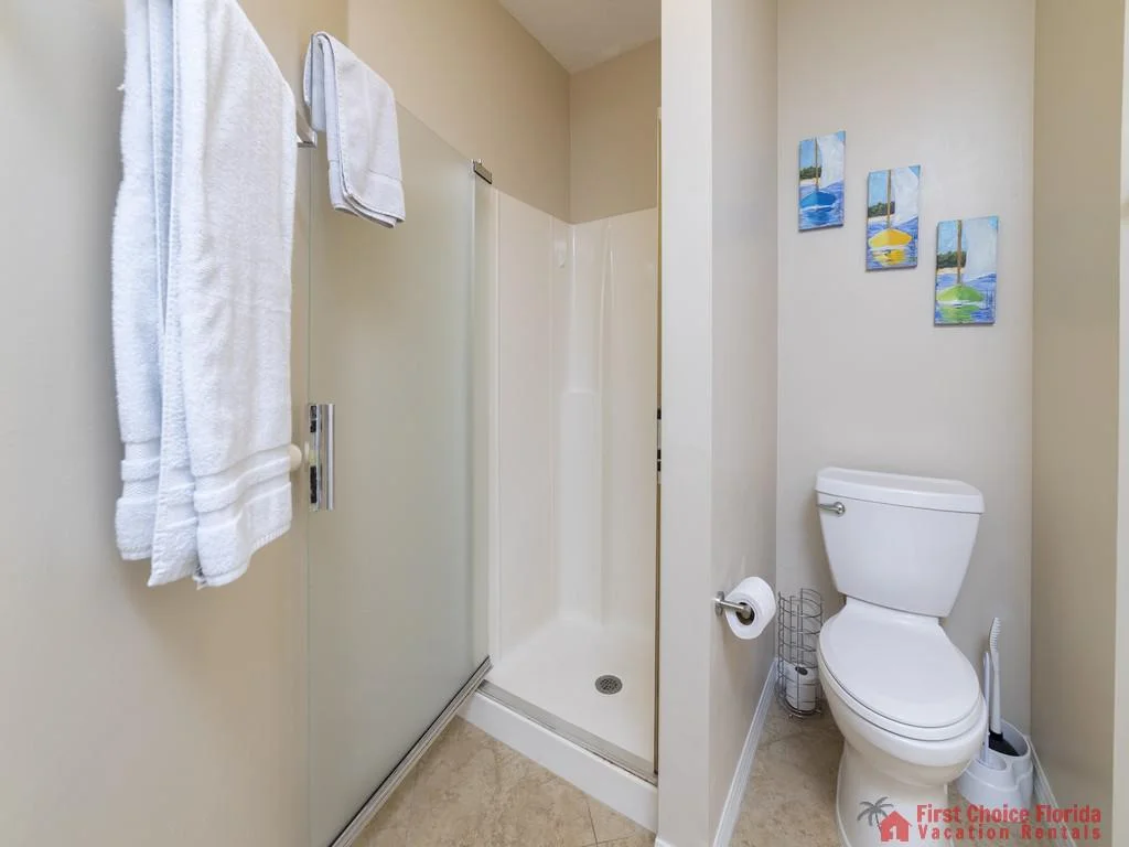 Hibiscus I201 Bathroom with Shower