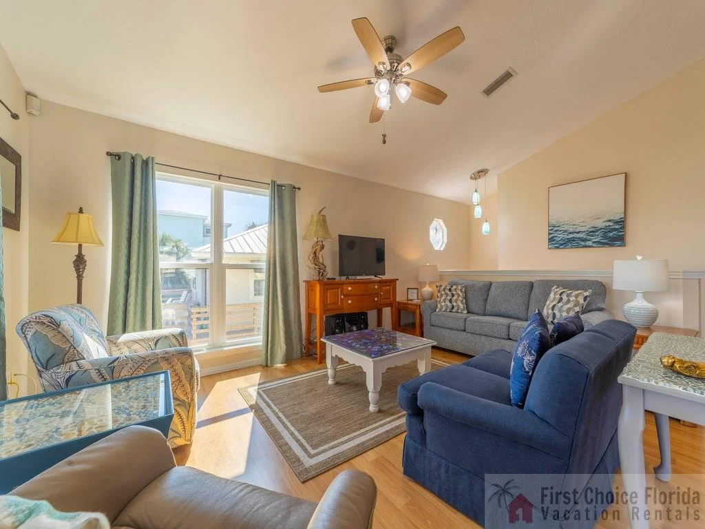 Family Room (second floor)