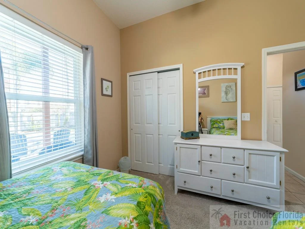 Guest Bedroom (first floor)