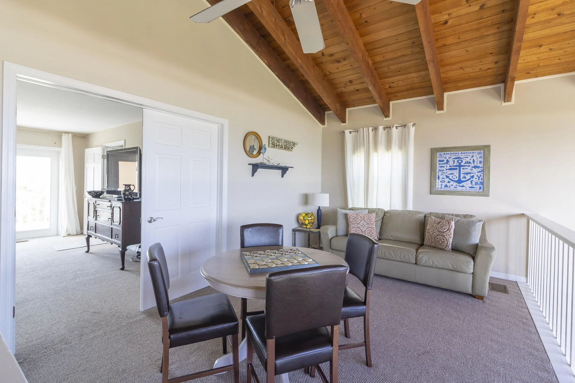 Ocean Sunrise - Lounging Area 3rd Floor/Sleeper Sofa