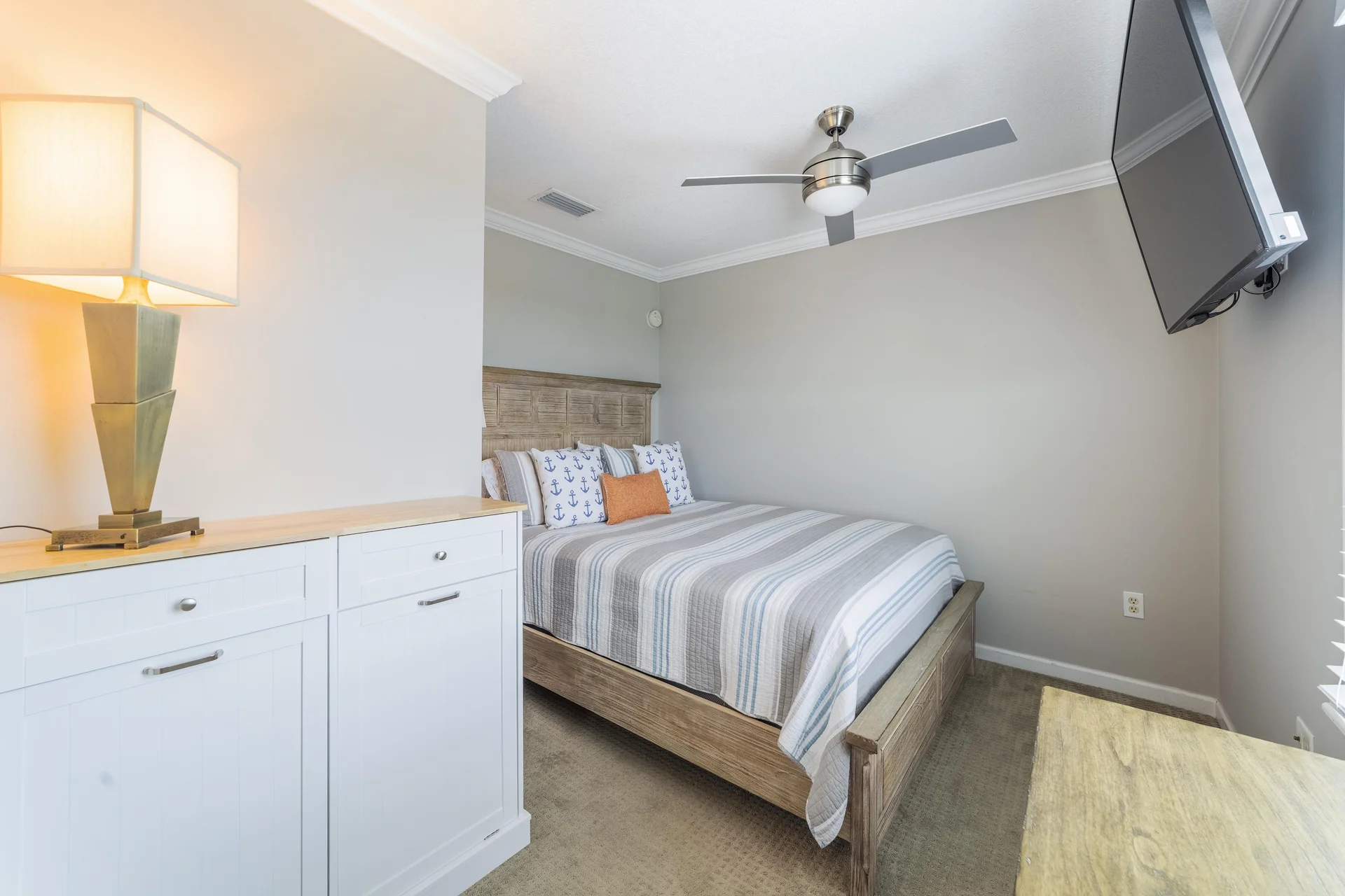 Ocean Oasis - Guest Bedroom
