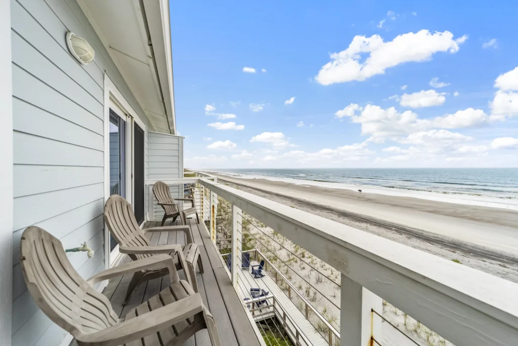 Ocean Oasis - Oceanfront Balcony