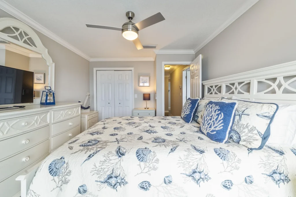 Ocean Oasis - Oceanfront Guest Bedroom