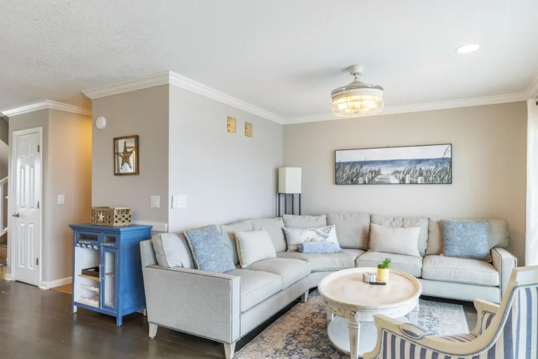 Ocean Oasis - Oceanfront Family Room