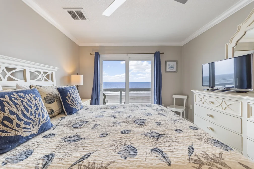 Ocean Oasis - Oceanfront Guest Bedroom