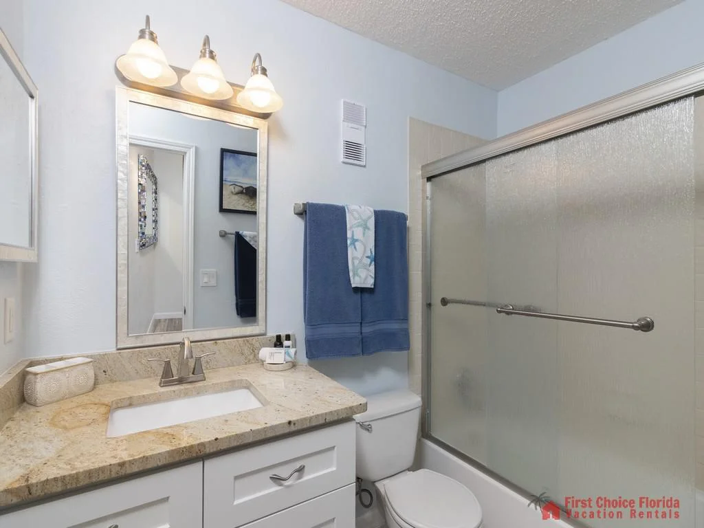Tarpon Run 35 - Master Bathroom