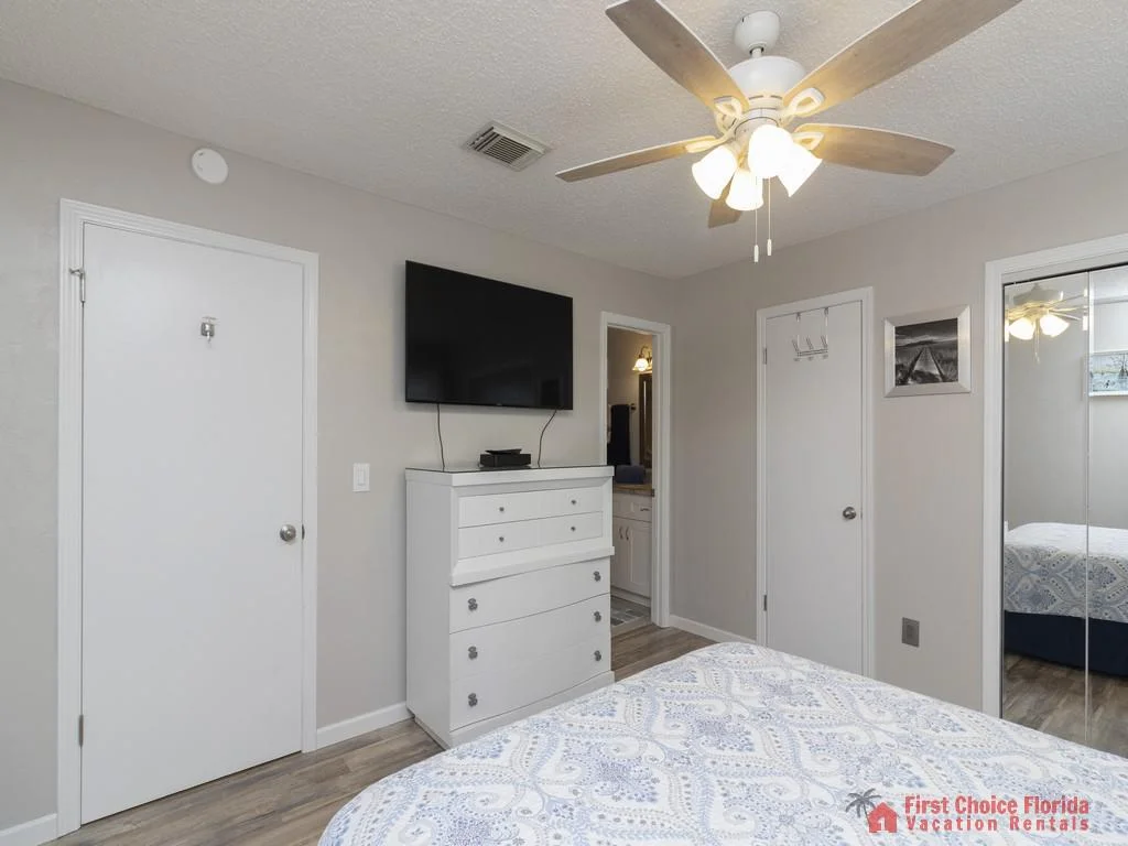 Tarpon Run 35 - Master Bedroom