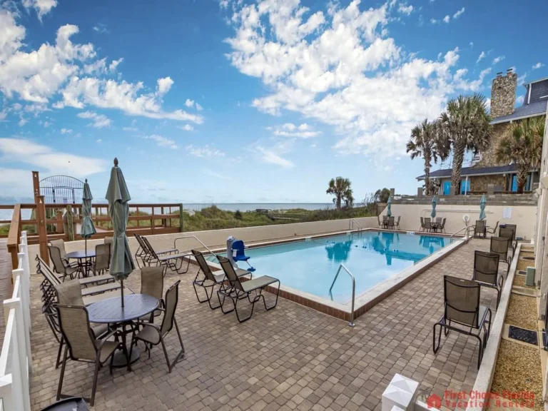 Beachers 232 - Swimming Pool