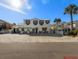 Island Retreat – Unit C