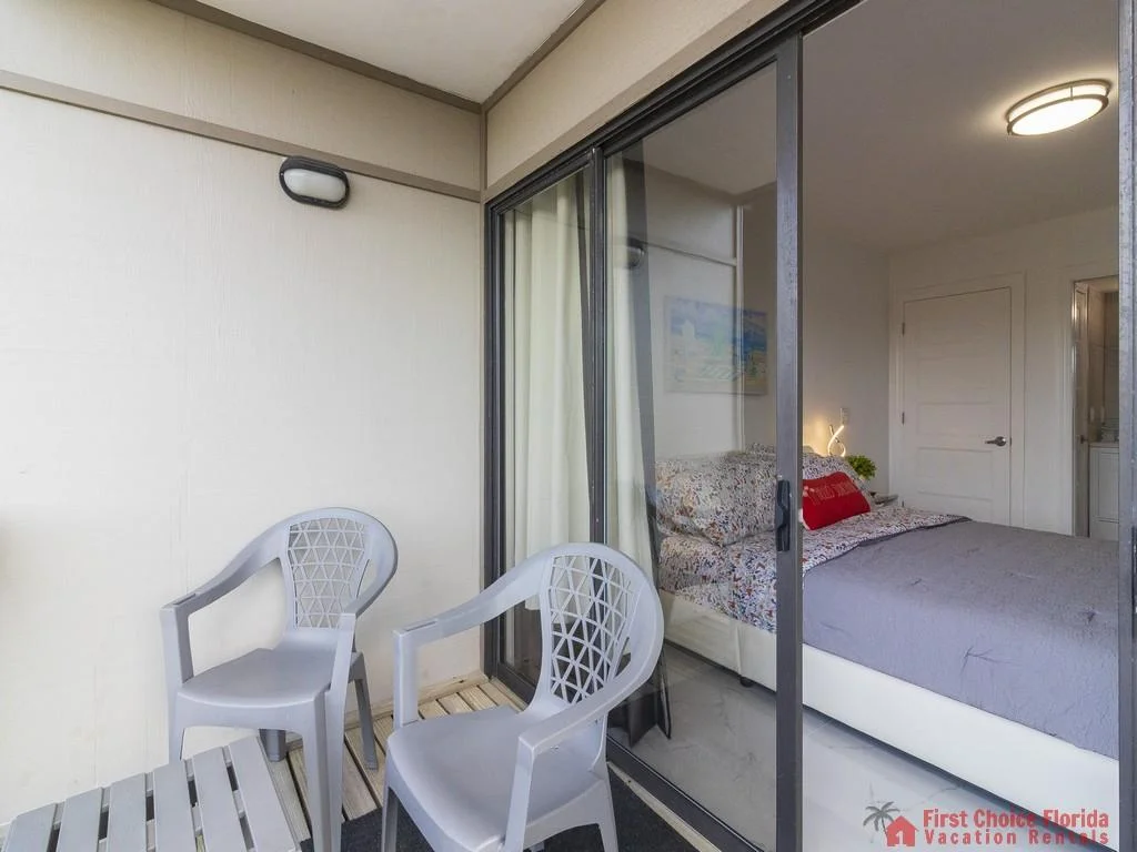 Sea Matanzas 6 Deck and Bedroom