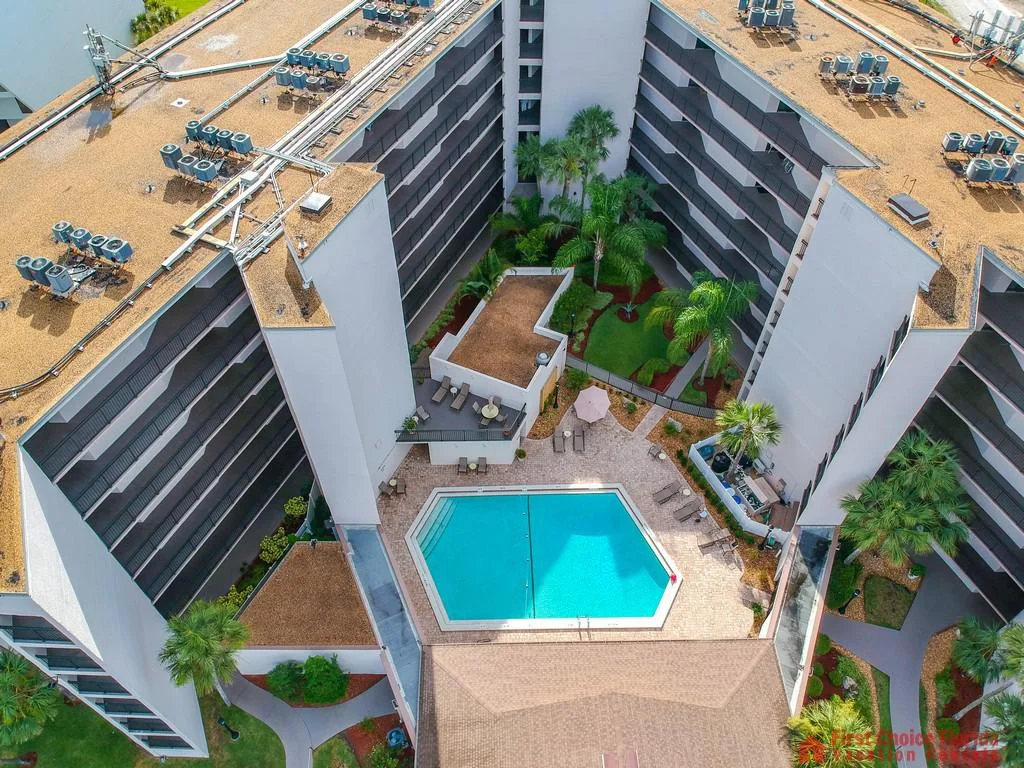 Anastasia Condo - Heated Swimming Pool