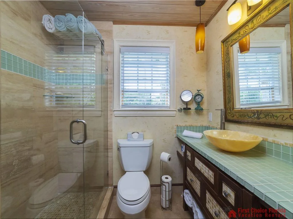 Island Surf Cottage Bathroom - Walk in shower