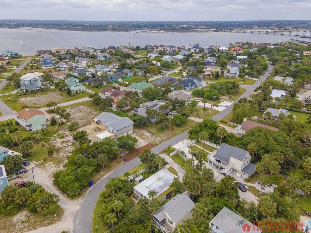 Island Surf Cottage Area