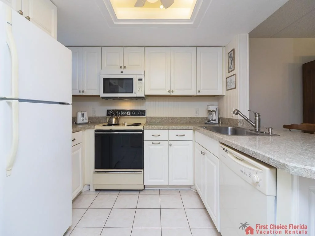 Island South Condominium 18 Kitchen