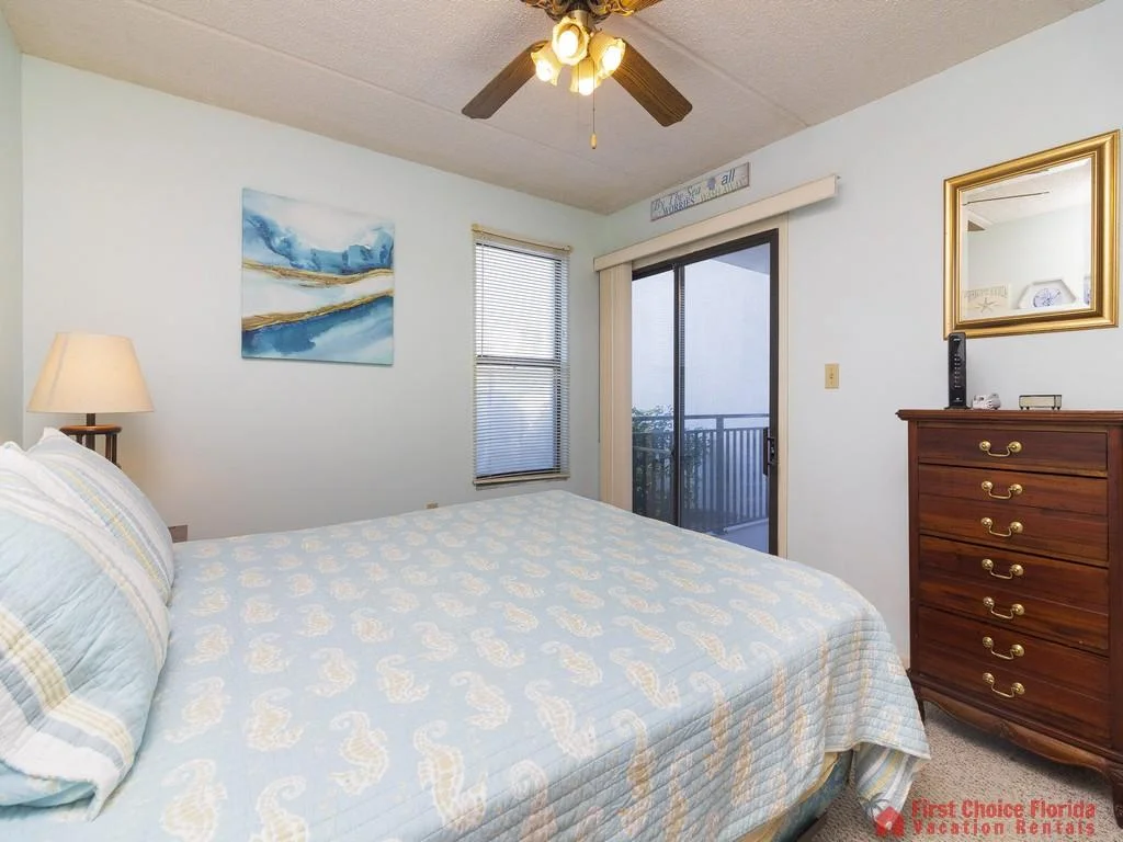 Island South Condominium 18 Guest Bedroom with Dresser