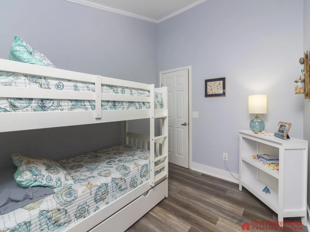 Guest Bedroom Second Floor - Bunk Bed with Twin Trundle