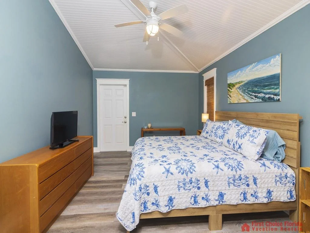 Primary Bedroom En Suite - Second Floor