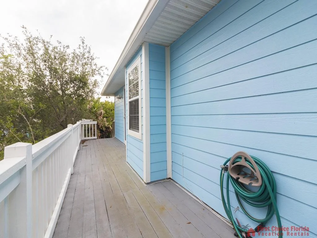 Second Floor Wraparound Balcony