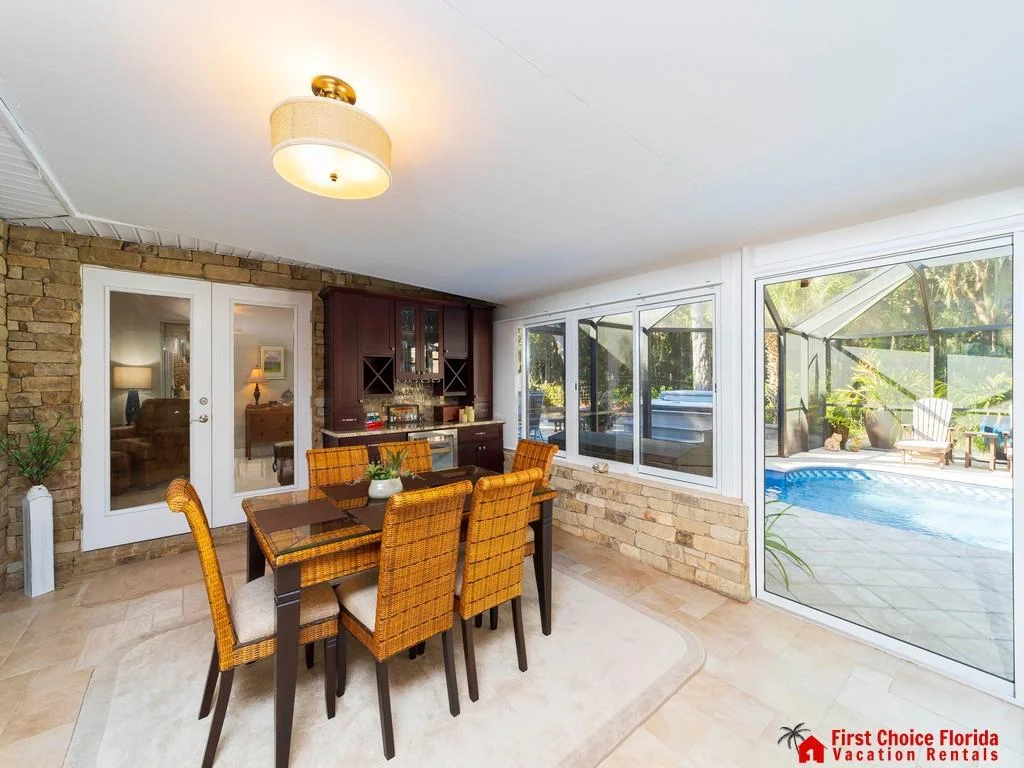 Enclosed Florida Room - Dining Table for 6